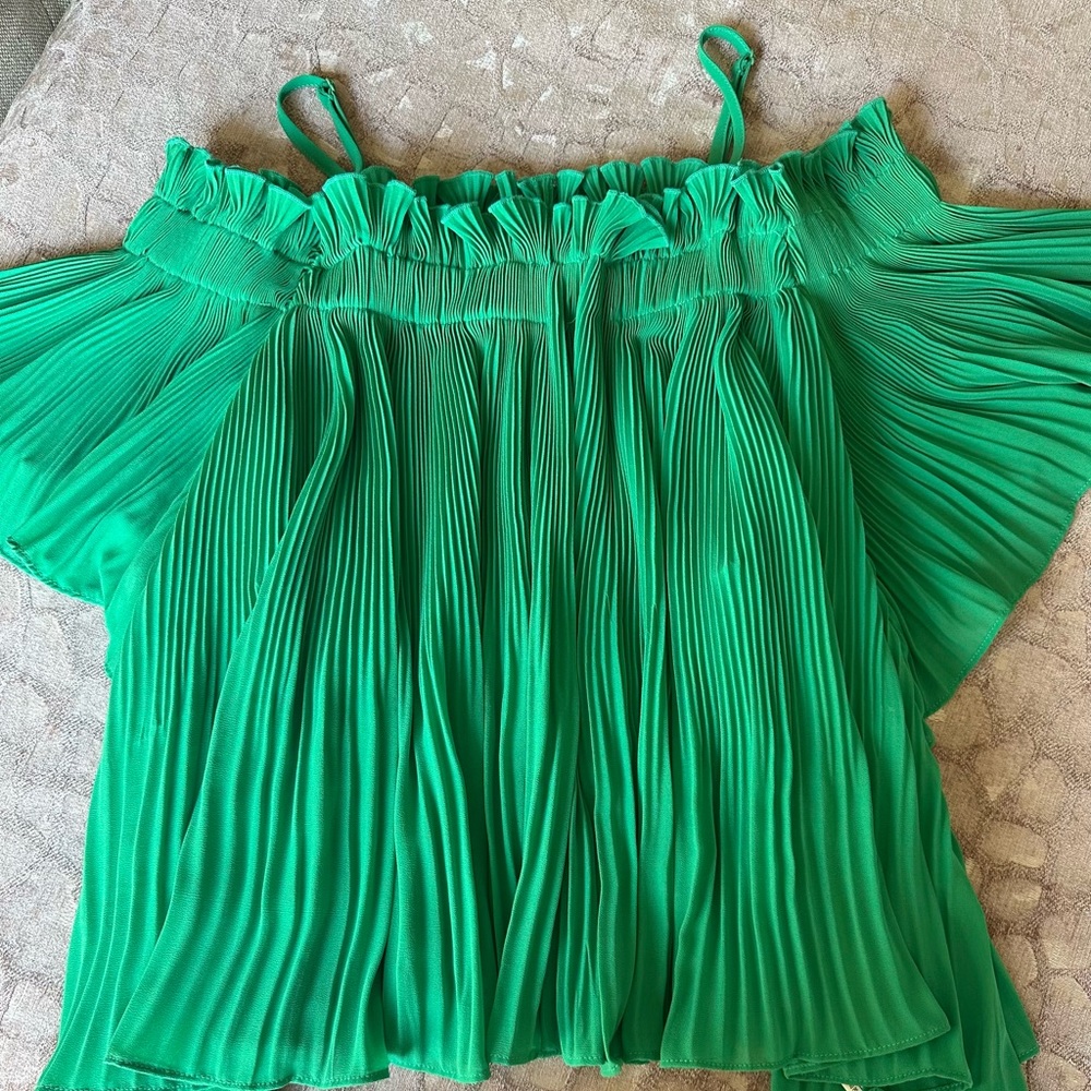 ENDLESS ROSE RUFFLED GREEN TOP - Picture 2 of 9